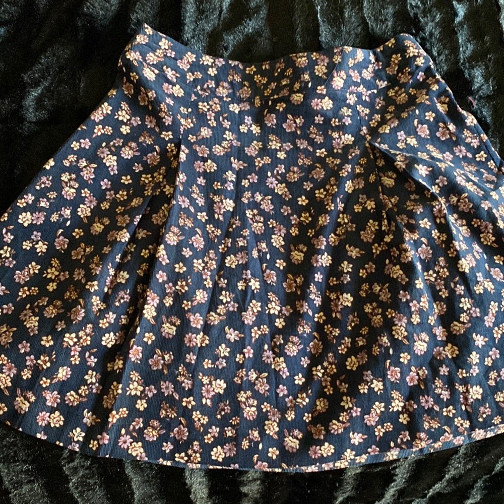 COPPER KEY - NAVY BLUE FLORAL SKIRT